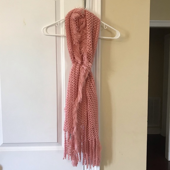 Pink scarf - Picture 2 of 6